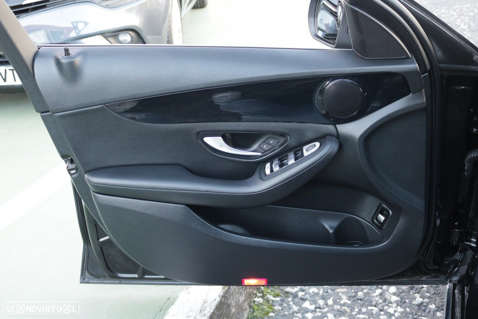 Mercedes-Benz C 200 d Business Solutions - 29