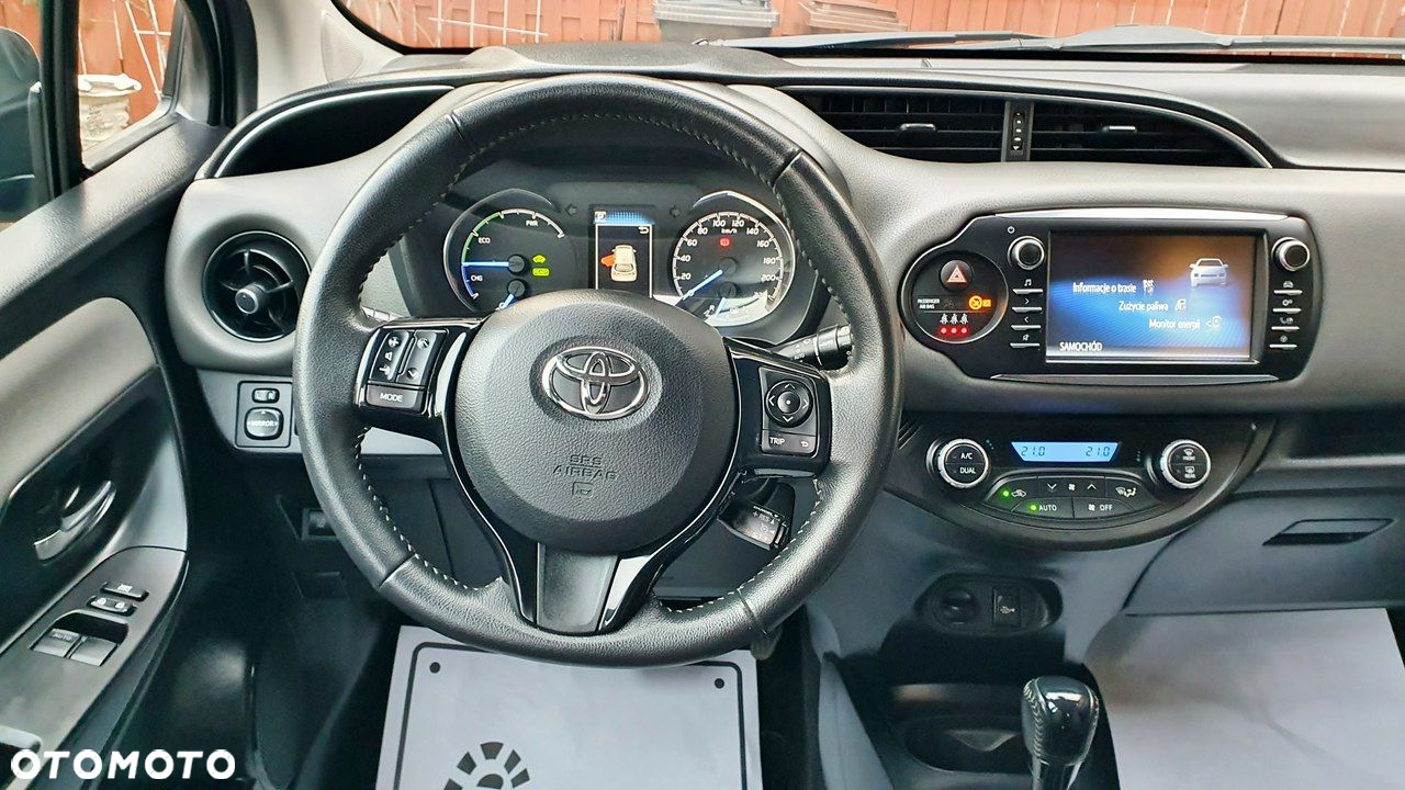 Toyota Yaris - 14