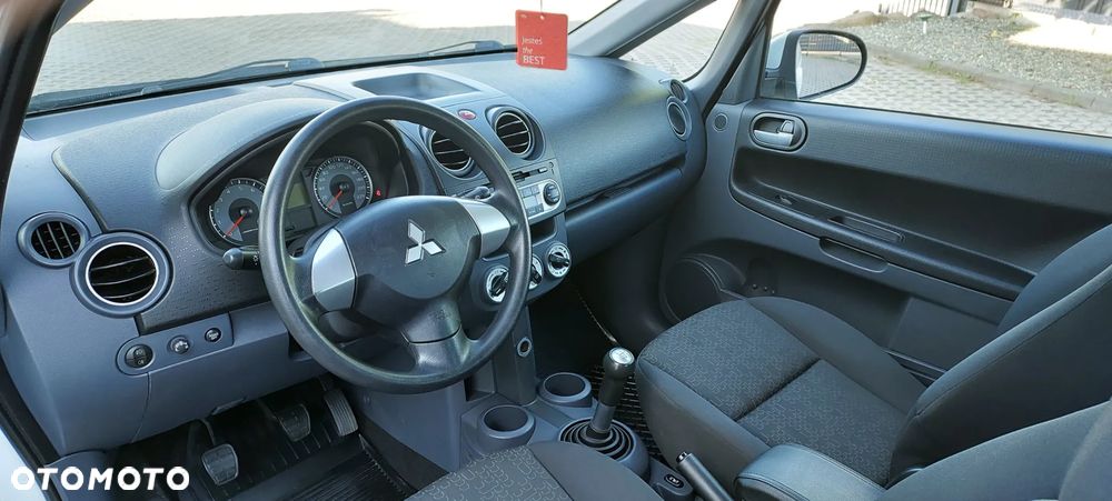 Mitsubishi Colt - 34