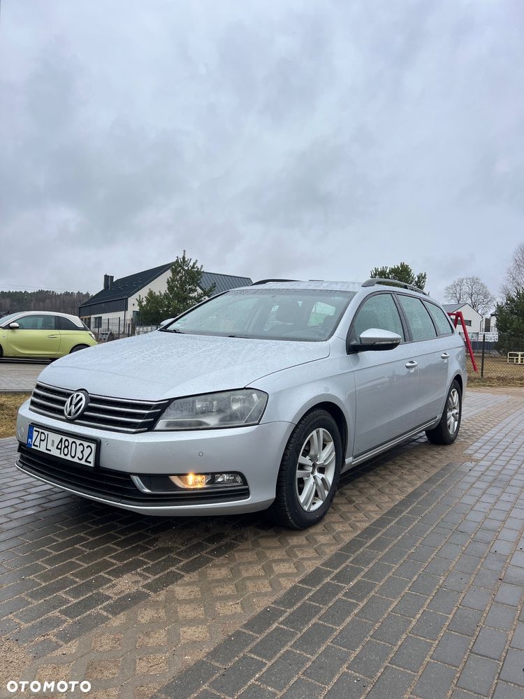Volkswagen Passat 1.6 TDI Comfortline - 1