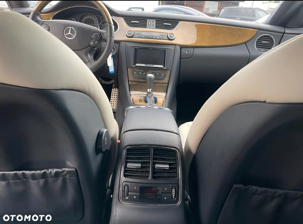 Mercedes-Benz CLS 350 7G-TRONIC - 11