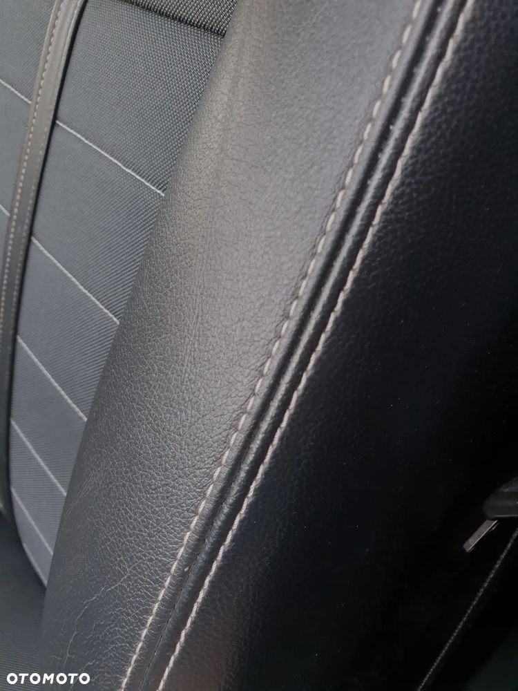 Ford Kuga 2.0 TDCi Titanium S - 25