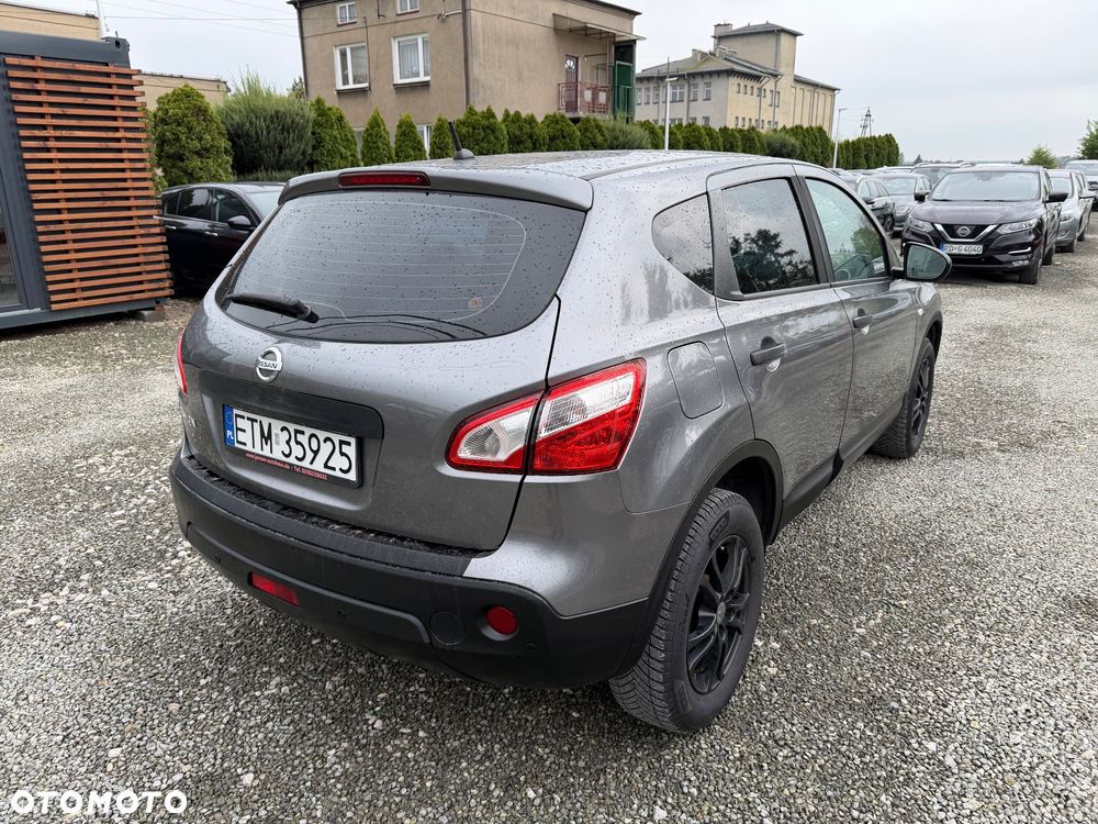 Nissan Qashqai 1.6 Visia - 6