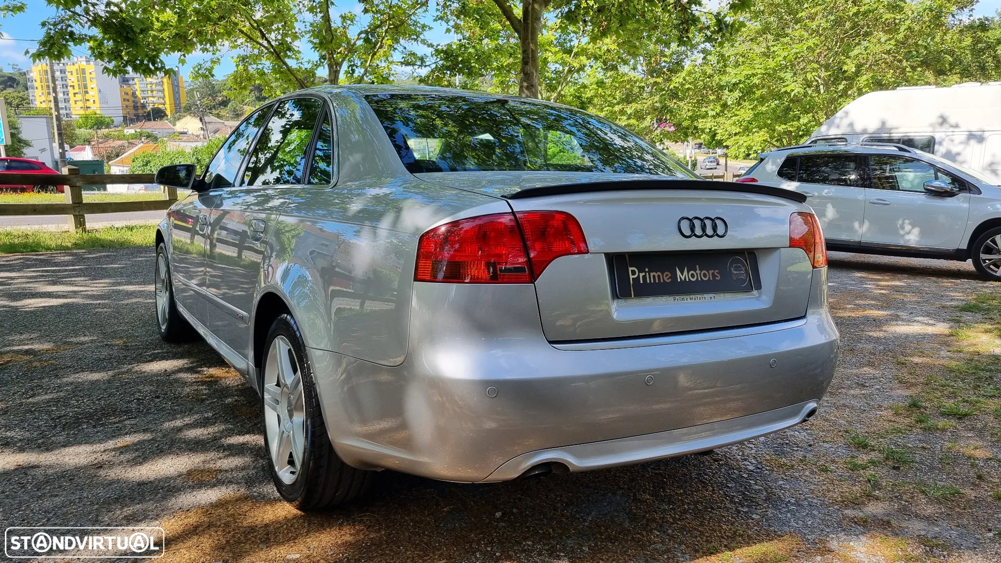 Audi A4 2.0 TDI S-line - 16