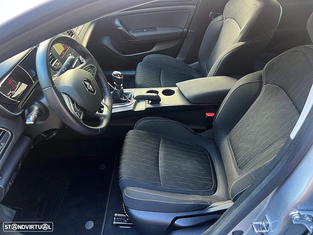 Renault Mégane 1.3 TCe Limited - 19