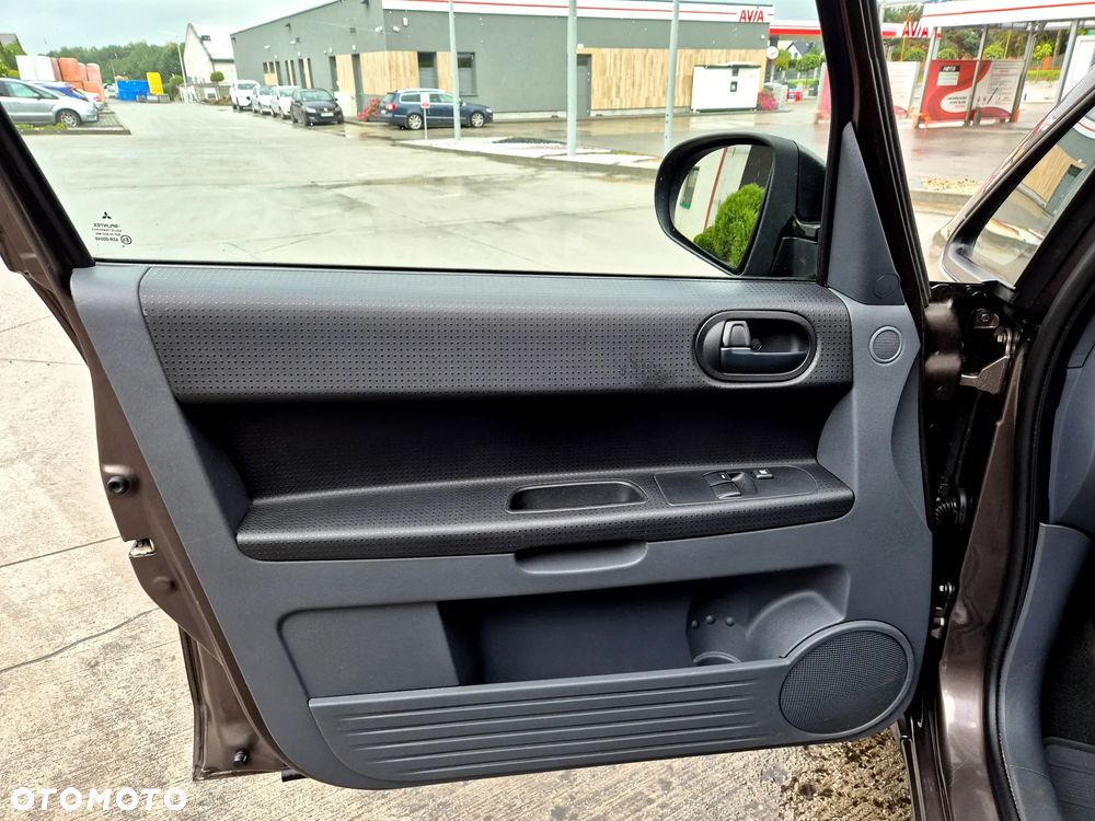 Mitsubishi Colt 1.3 Elegance EU5 - 11