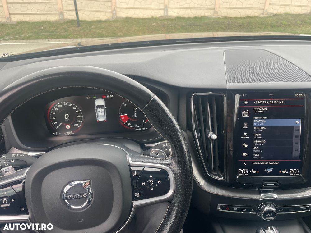 Volvo XC 60 D4 AWD Geartronic RDesign - 8