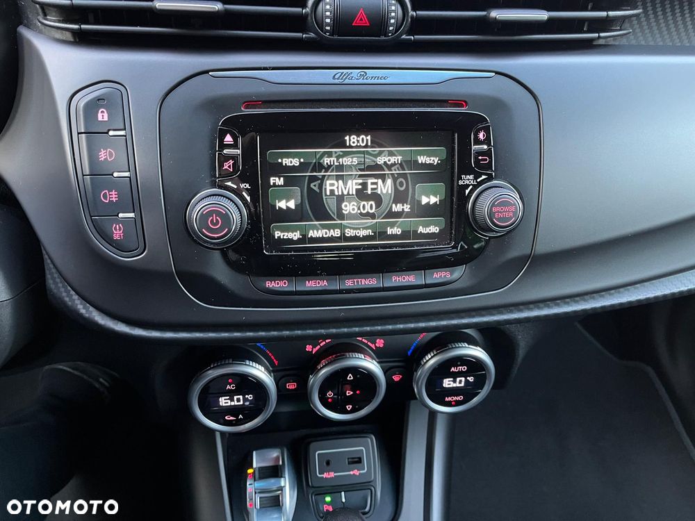 Alfa Romeo Giulietta 1750 TBi Veloce S TCT - 21