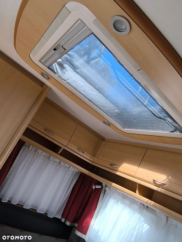 Dethleffs EF2 Camper - 20