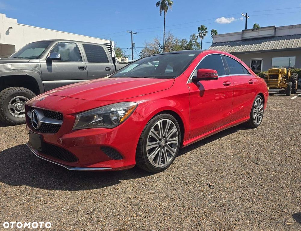 Mercedes-Benz CLA - 2