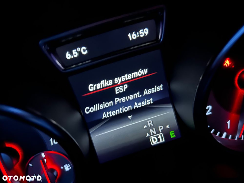 Mercedes-Benz CLA 250 4-Matic - 26