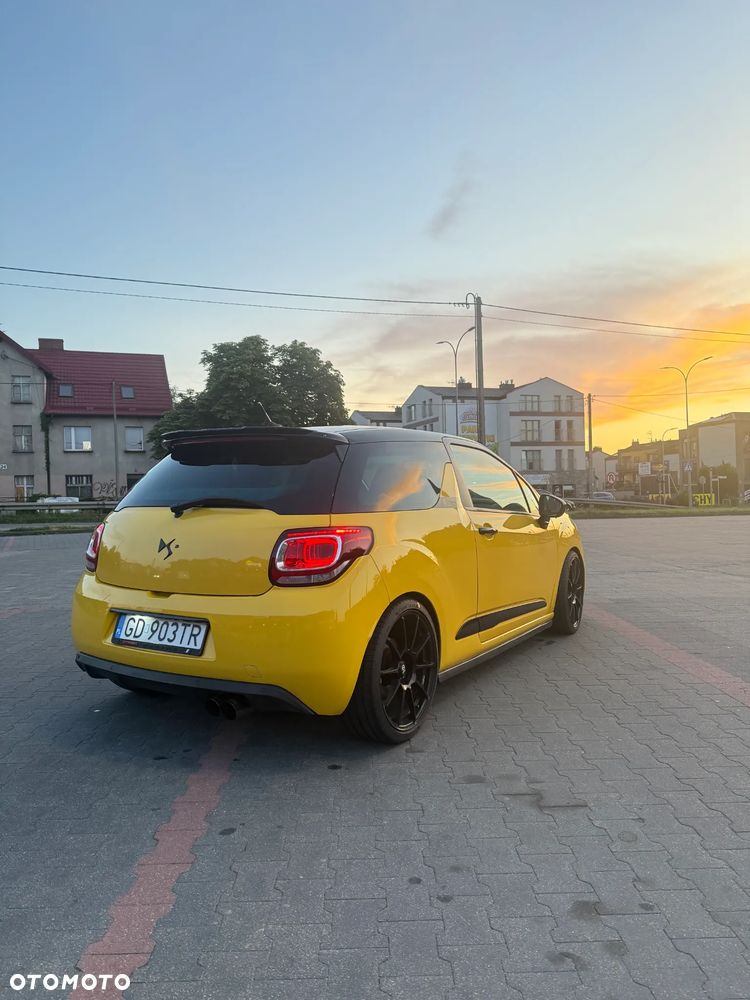 Citroën DS3 1.6 THP SportChic - 3