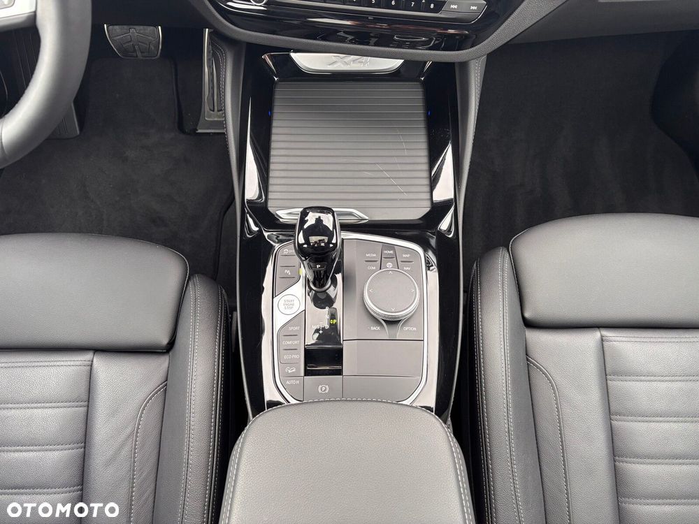 BMW X4 - 27