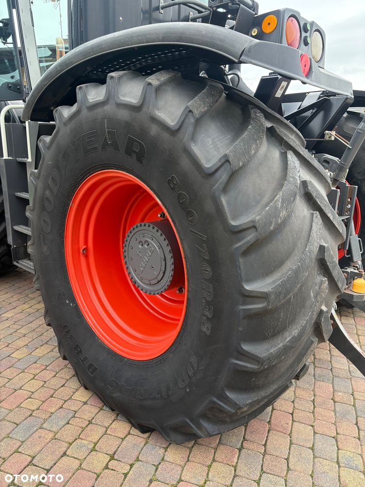 Claas XERION 3800 TRAC - 13