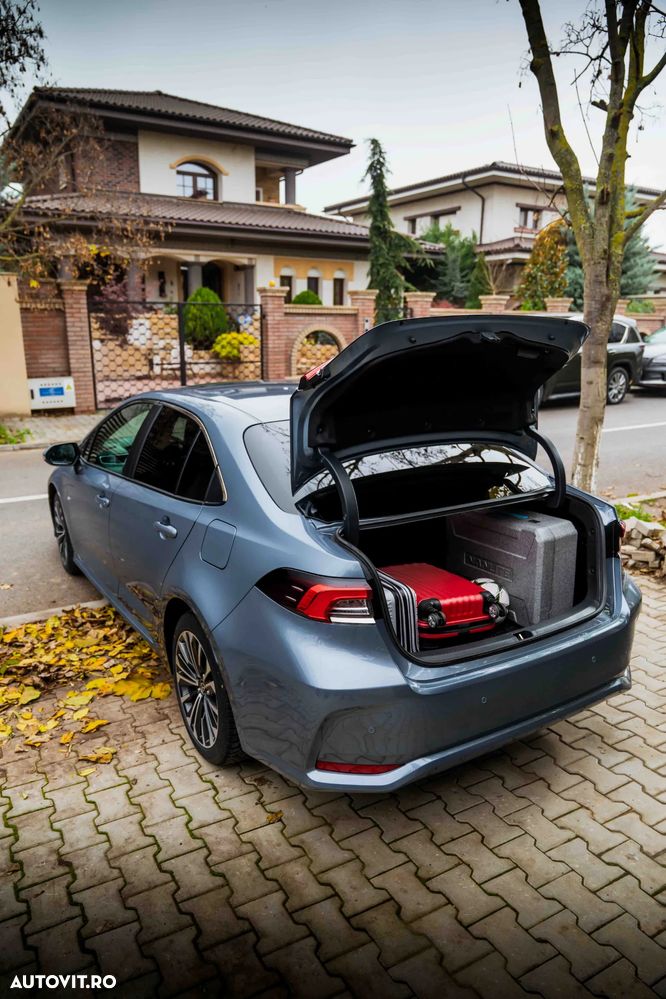 Toyota Corolla 1.8 HSD Dynamic - 2