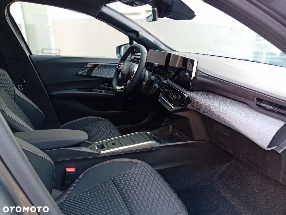 Renault Clio 1.8 E-TECH Full Hybrid 160 Techno - 10