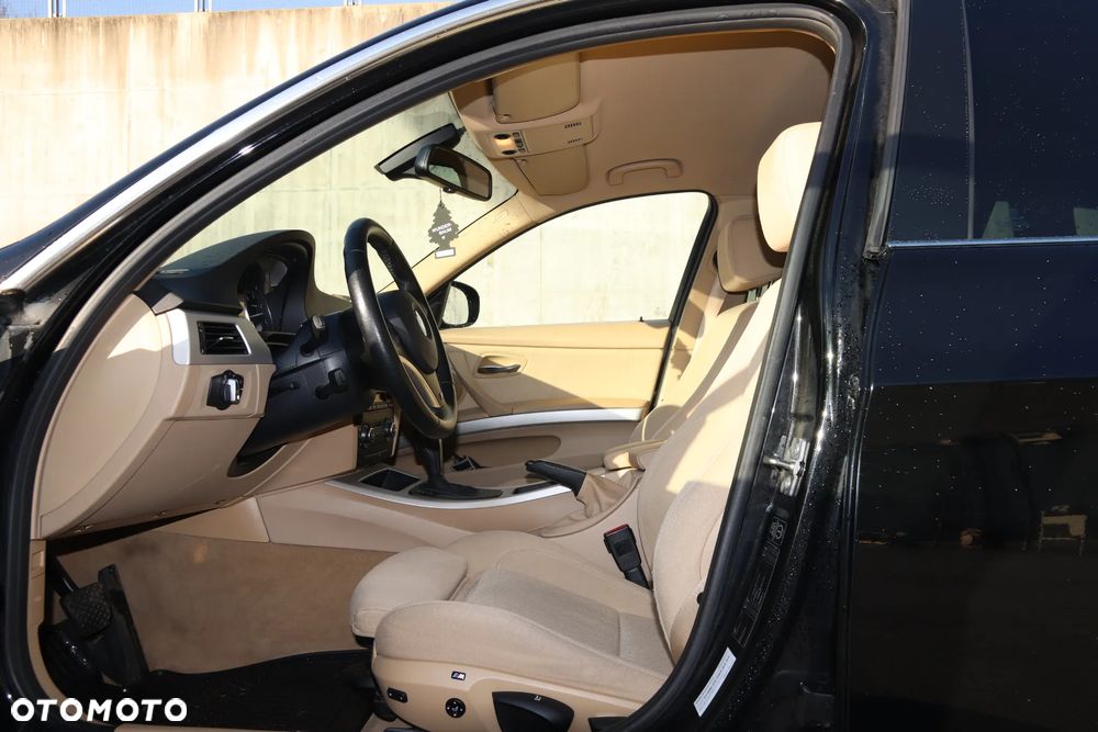 BMW Seria 3 - 15