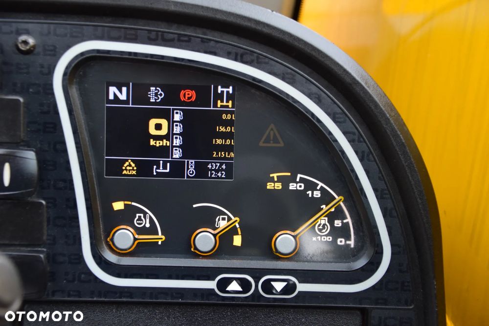JCB 525-60 HiVIZ - 23