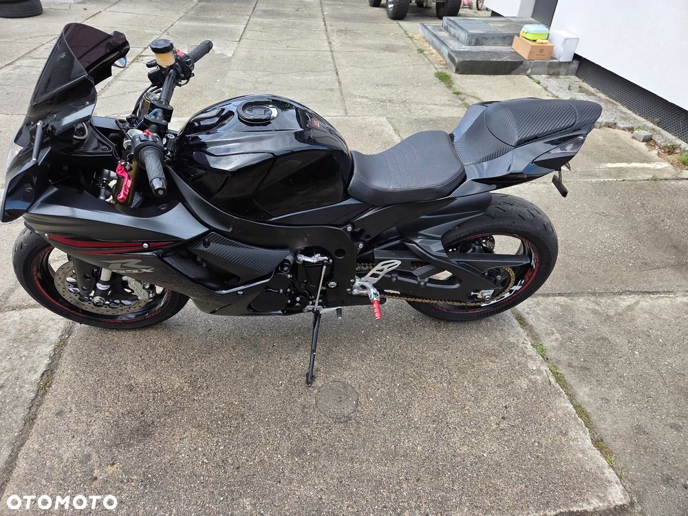 Suzuki GSX-R - 7