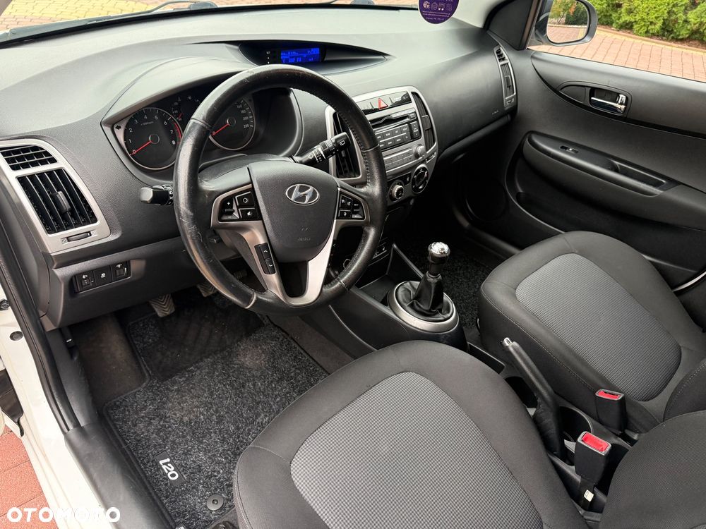 Hyundai i20 1.2 Trend - 15