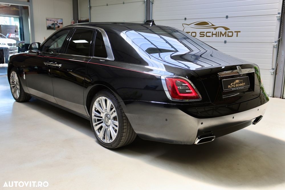 Rolls-Royce Ghost - 4