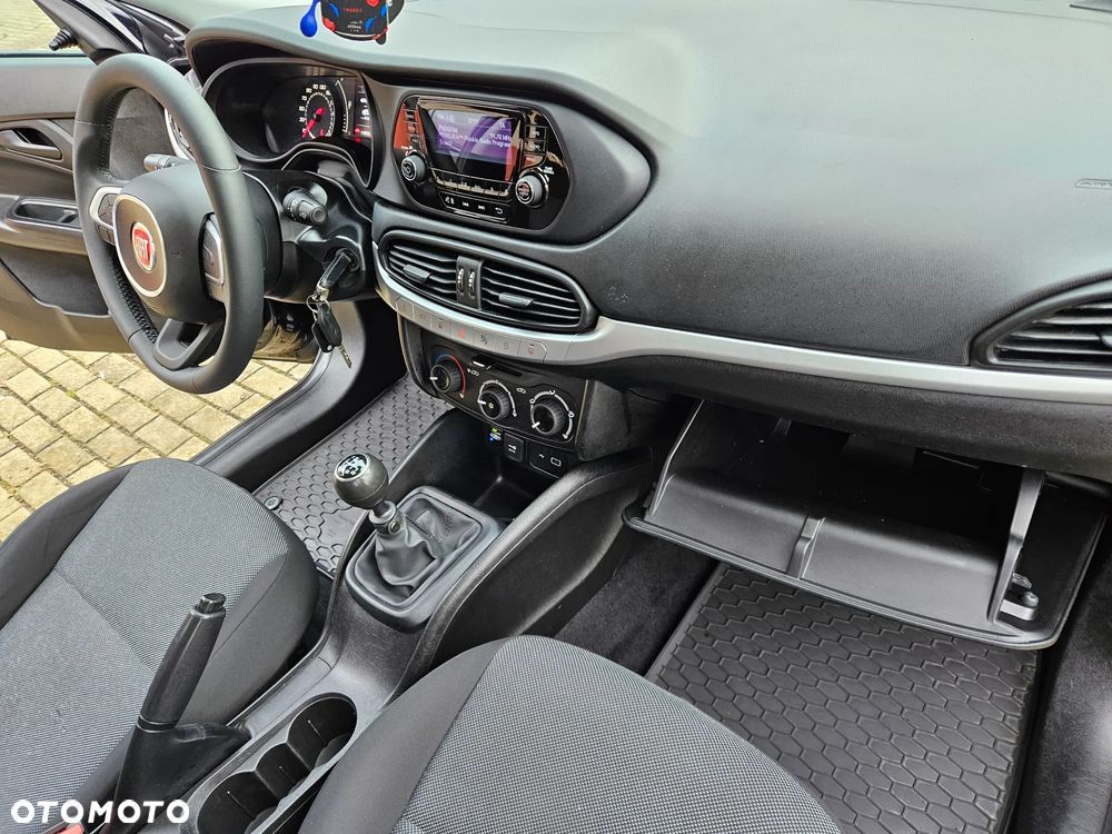 Fiat Tipo 1.4 16V Easy - 31