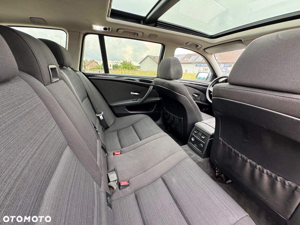 BMW Seria 5 520d Special Edition - 9
