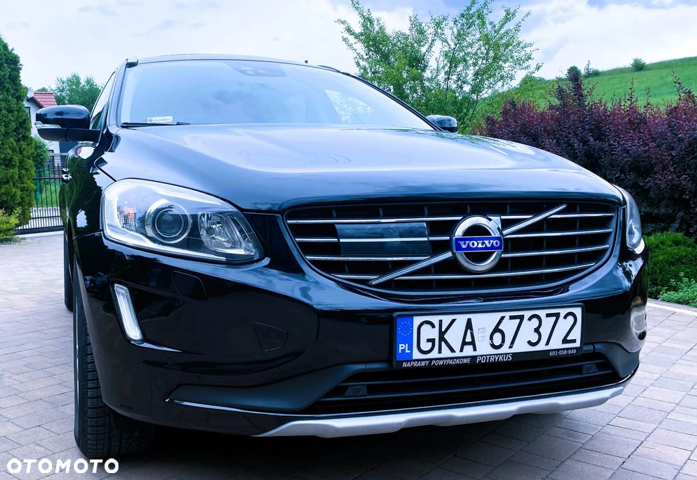 Volvo XC 60 D5 AWD Kinetic - 1