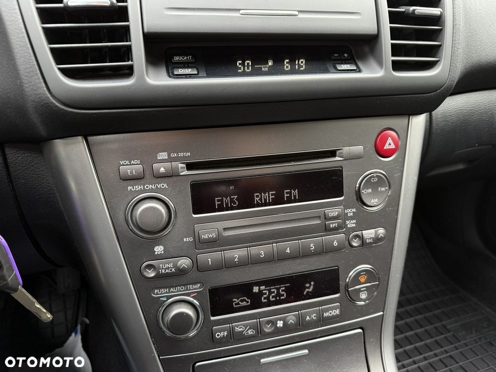 Subaru Legacy 2.0i AT - 24