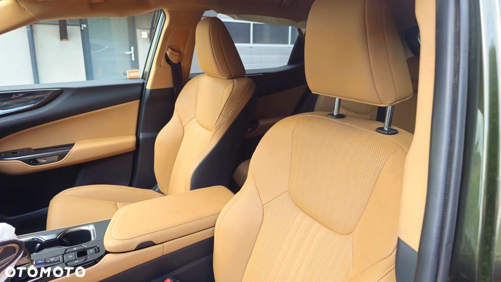 Lexus NX 350h Prestige 2WD - 11
