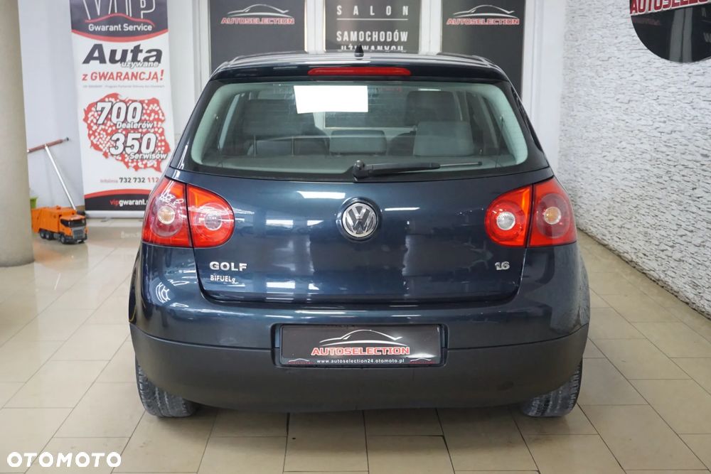 Volkswagen Golf 1.6 Comfortline - 5