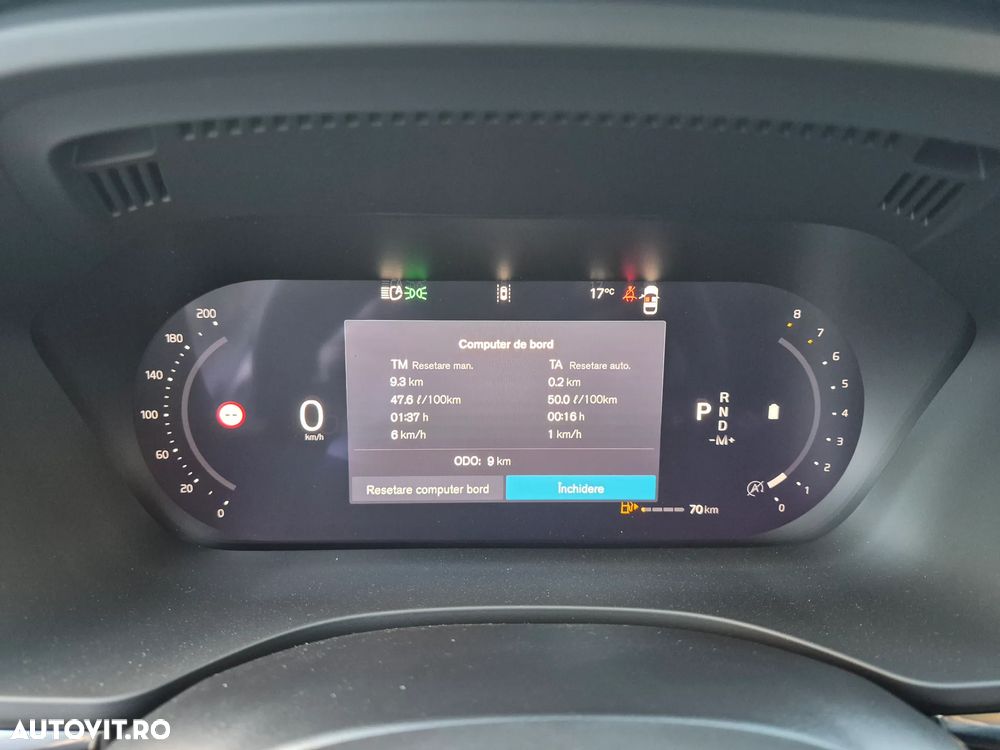 Volvo XC 60 B5 AT AWD MHEV Plus Dark - 19