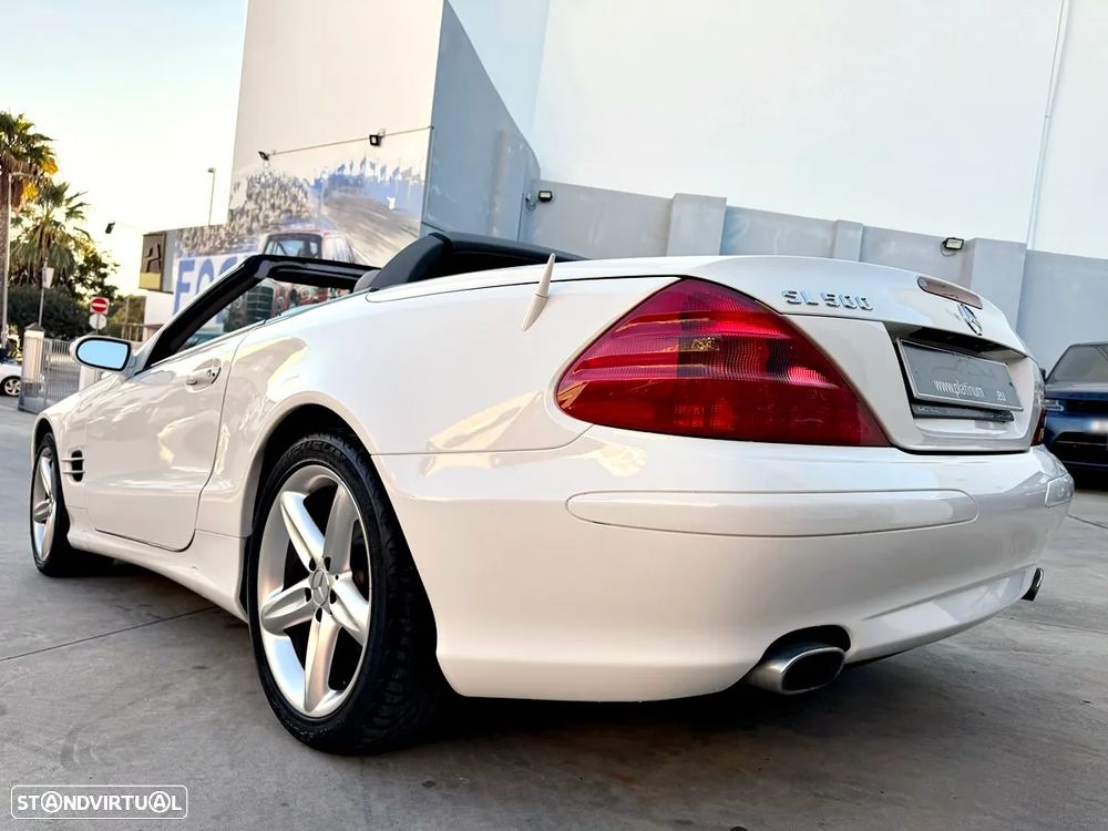 Mercedes-Benz SL 500 Standard - 40