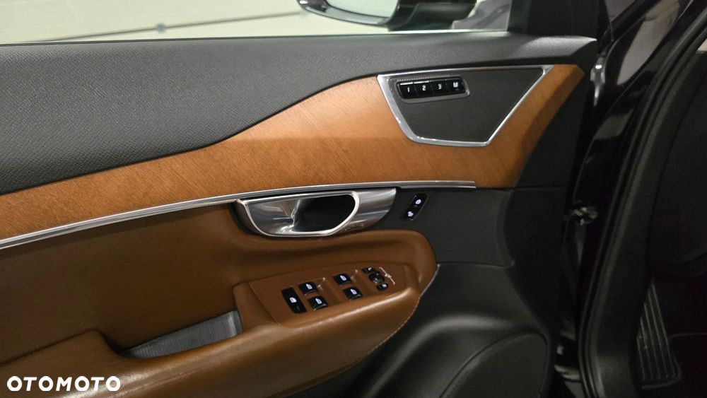 Volvo XC 90 D5 AWD Geartronic Inscription - 14