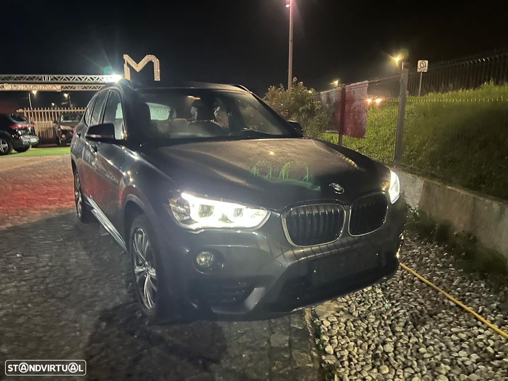 BMW X1 16 d sDrive Auto Line Sport - 6