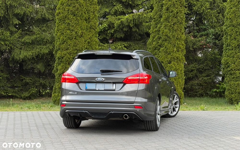 Ford Focus - 15