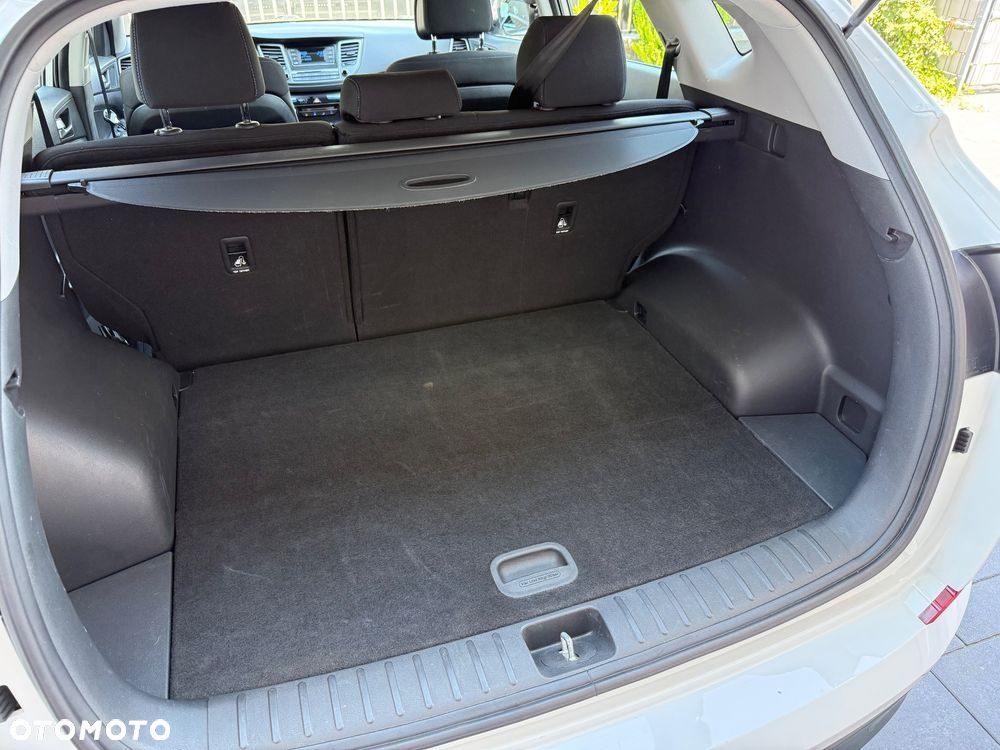 Hyundai Tucson 1.6 GDI BlueDrive Comfort 2WD - 16