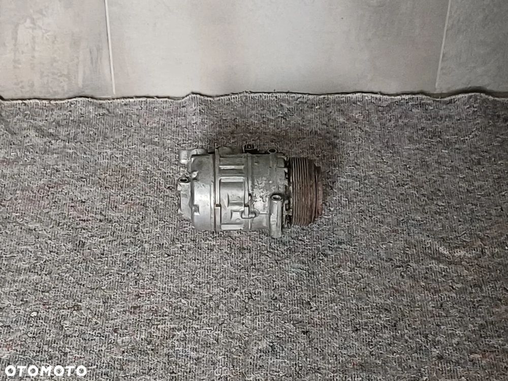 NR 605 Sprężarka Klimatyzacji do BMW 7 F01, F02 3.0 TDI GE447260-2982 - 2