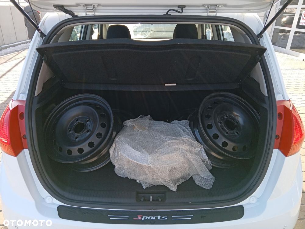 Kia Venga 1.4 Smart - 12