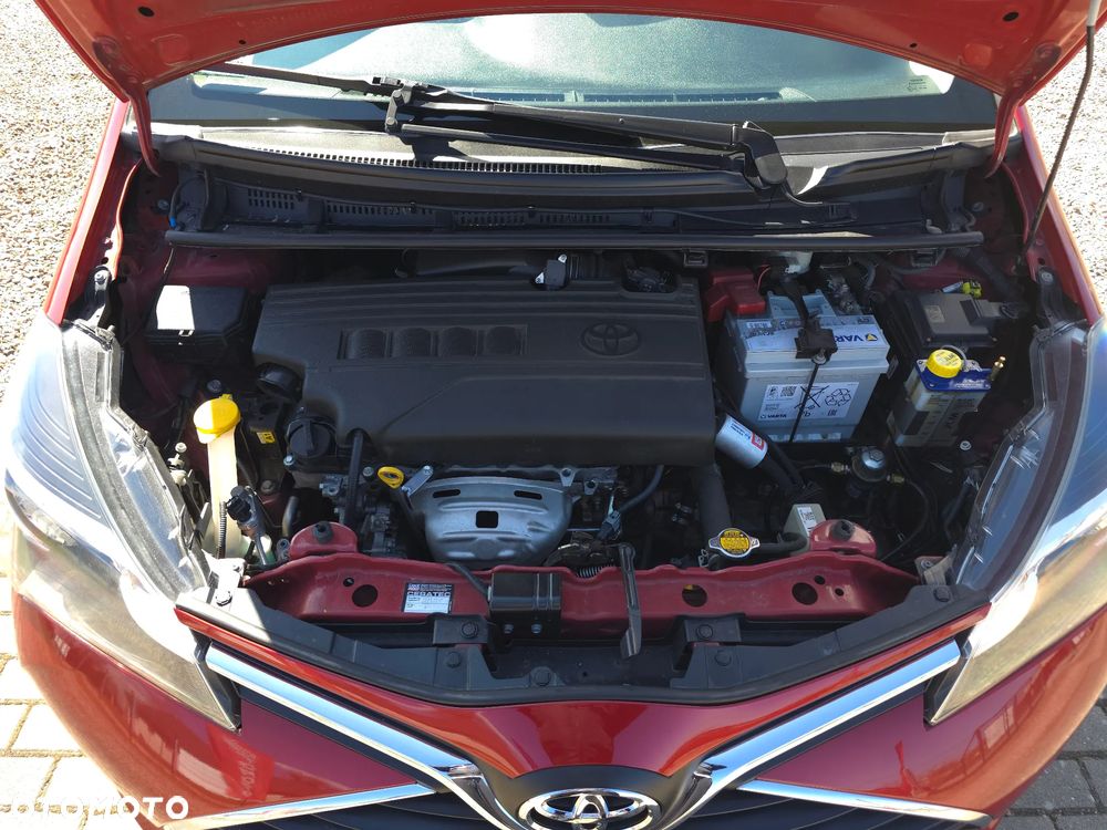 Toyota Yaris 1.33 Premium - 35