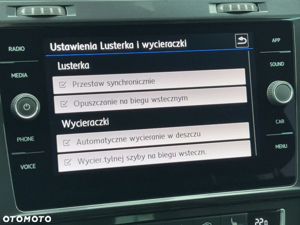 Volkswagen Golf 1.6 TDI BMT Comfortline - 23