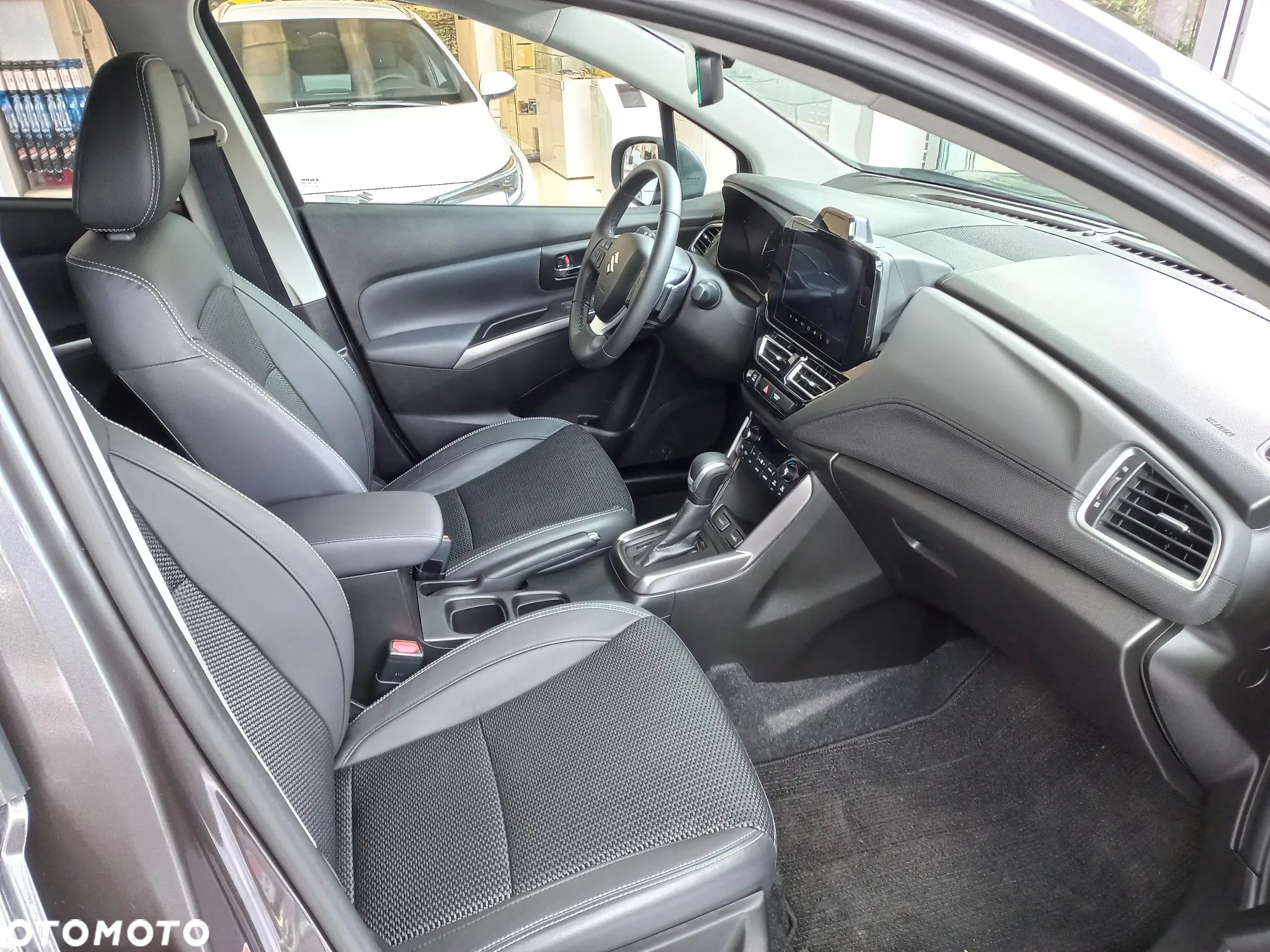 Suzuki SX4 S-Cross 1.5 DualJet Hybrid Elegance SP AGS - 22