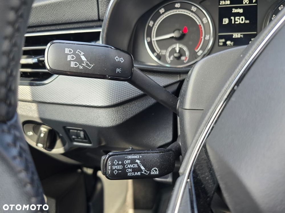 Skoda Kamiq 1.0 TSI Ambition DSG - 28