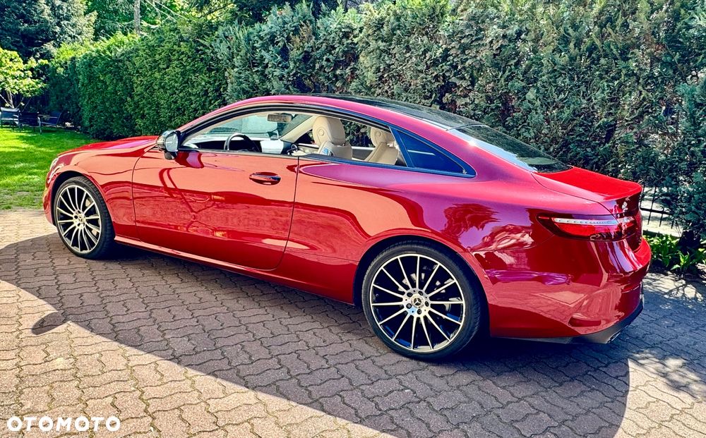 Mercedes-Benz Klasa E 220 d 4-Matic 9G-TRONIC - 3