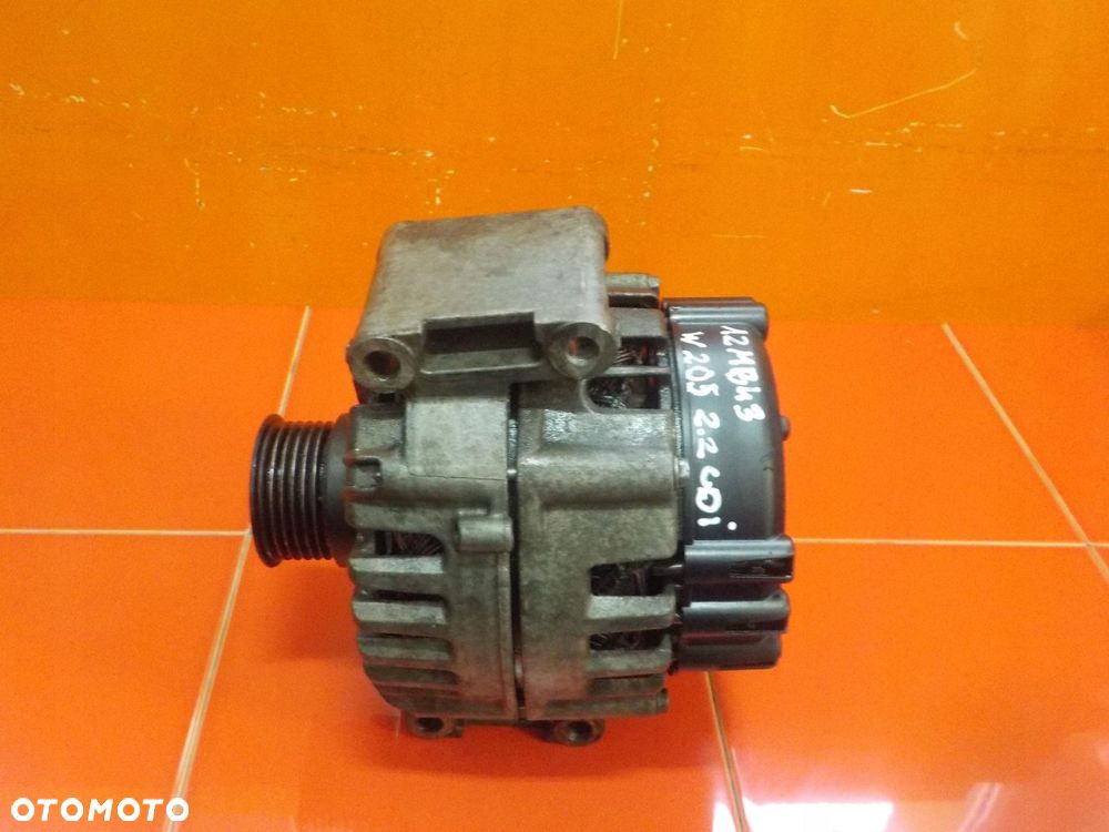 MERCEDES C W205 2.2 CDI 15r 170KM 651921 alternator A0009062822 - 1