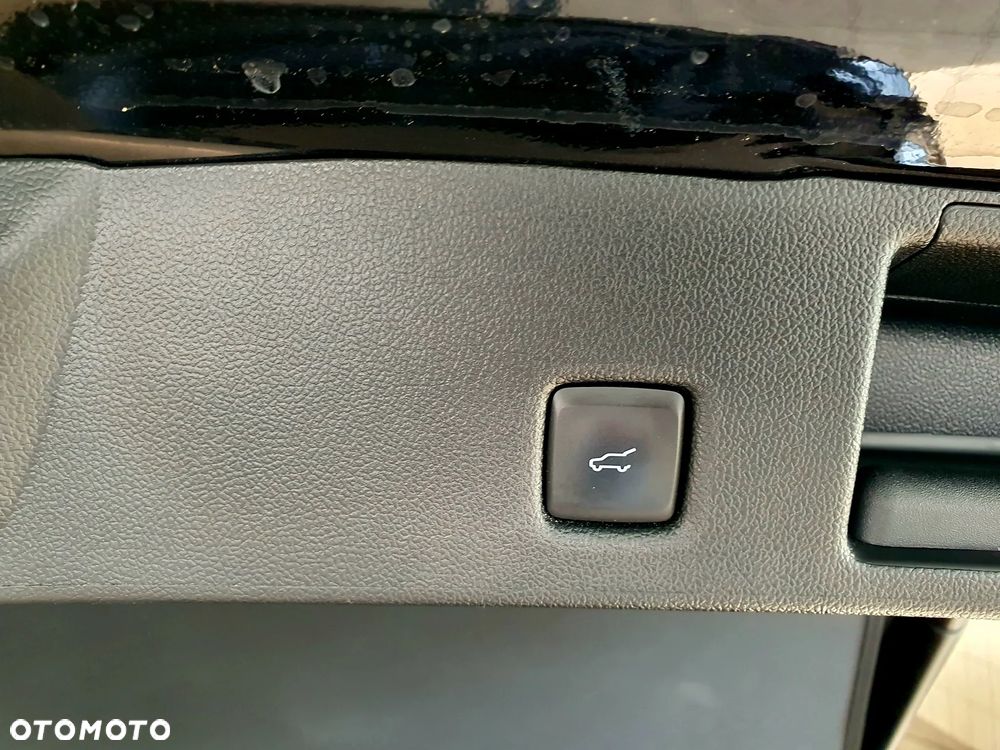 Ford Kuga - 16