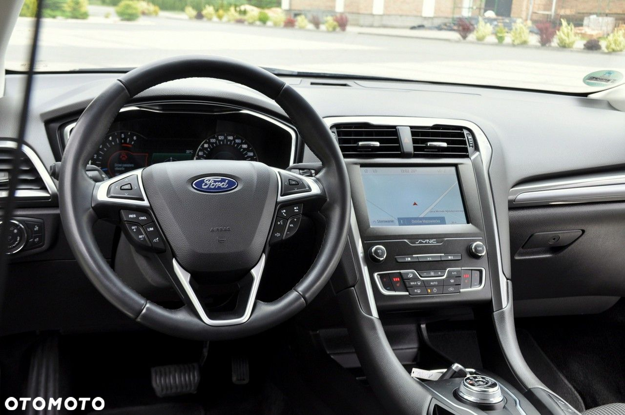 Ford Mondeo - 30