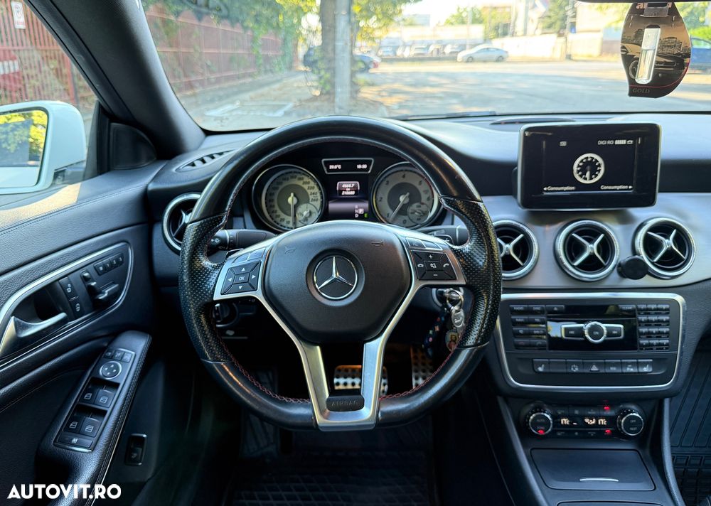 Mercedes-Benz CLA 200 CDI 7G-DCT AMG Line - 11