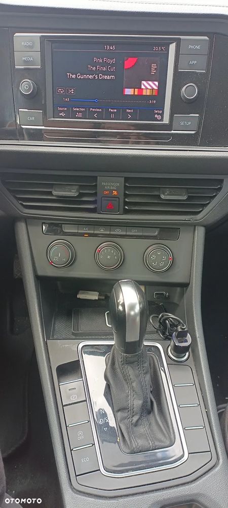 Volkswagen Jetta - 15