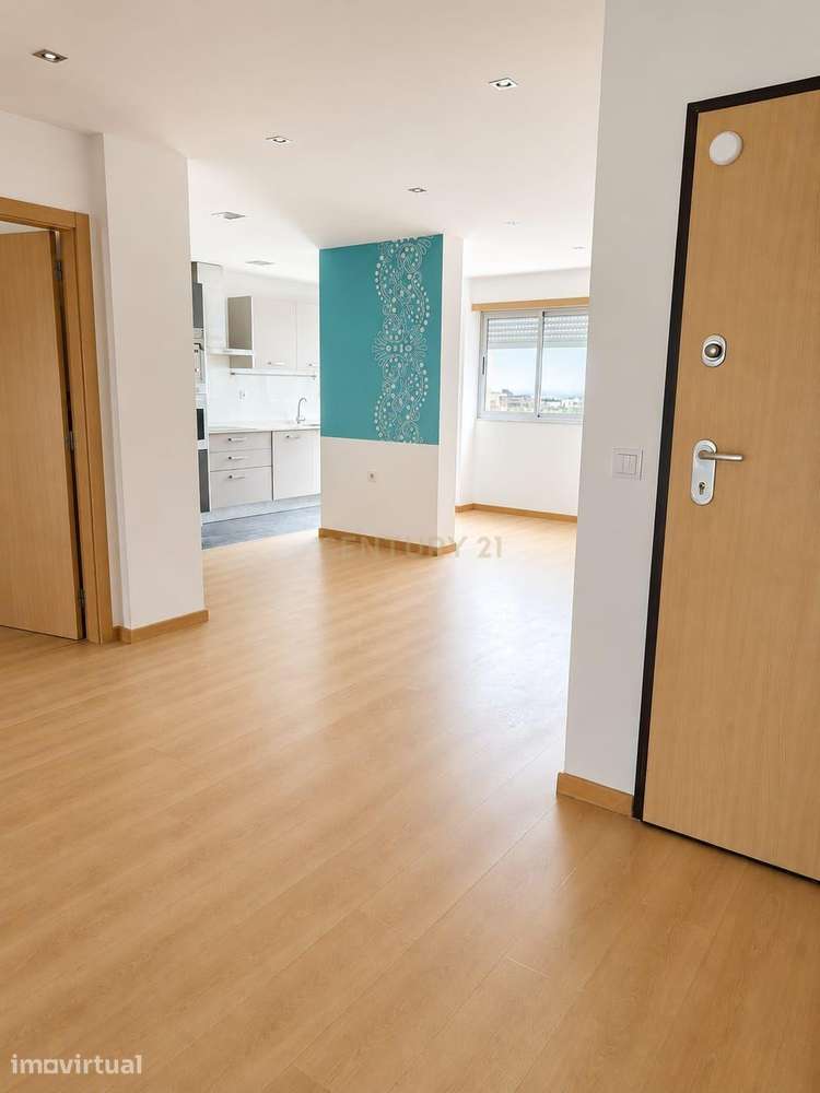 Apartamento T3 em Santo António da Charneca, Barreiro - Grande imagem: 3/16